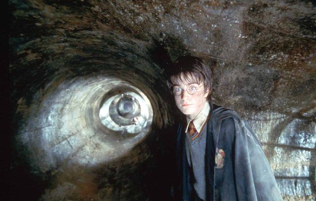 Harry Potter bien sûr ! Il prend la place de Daniel Radcliffe.