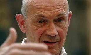 Le directeur général de l'Organisation mondiale du Commerce (OMC) Pascal Lamy a estimé samedi à Pretoria qu'un accord sur la libéralisation des échanges pouvait être conclu d'ici la fin de l'année, bien que le négociateur européen ait évoqué un "grand risque d'échec".