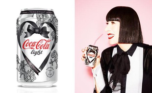 La canette de Coca-Cola light imaginée par Chantal Thomass et la créatrice de lingerie.