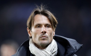 Dominique Arribagé, l'entraîneur de Toulouse, lors du match de Coupe de France à Paris face au PSG, le 19 janvier 2016.