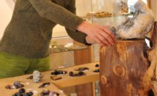 Silke a créé sa boutique grâce à l'Adie.