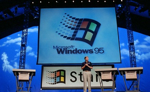 Bill Gates lance Windows 95, le 24 août 1995.