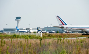 Merignac, 10 septembre 2012. - L'aeroport de Bordeaux Merignac. - Photo : Sebastien Ortola