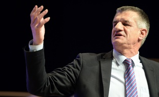 Jean Lassalle, lors d'un discours à Brest, en mars 2017.