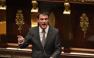Le Premier ministre Manuel Valls, à l'Assemblée nationale, le 19 février 2015.