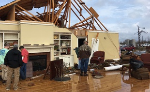 Une maison en partie emportée par une tornade dans le comté de Cook, en Géorgie (Etats-Unis), le 22 janvier 2017.