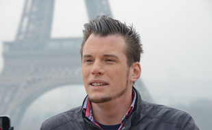 Norbert Tarayre sur le tournage de l'émission «Les défis de Norbert», le 18 mars 2015, à Paris.