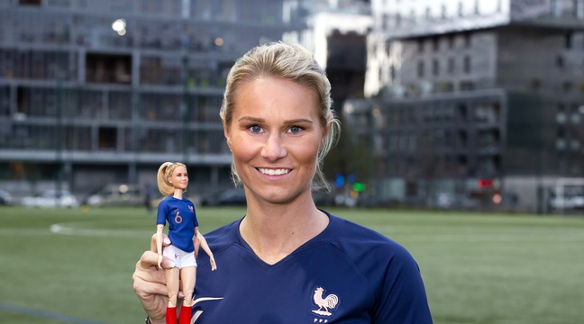 Caroline Henry Footballeuse Lyon : Amandine Henry, capitaine de l'équipe de France de foot