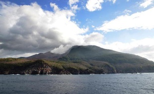 L'île de Kuchinoerabu, dans le sud-ouest du Japon, le 14 novembre 2014