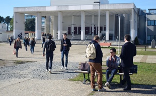 L'université de Bordeaux a initié une campagne d'information sur la sécurité sociale étudiante.