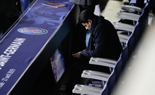 Nasser Al-Khelaïfi, le président du PSG, dans les tribunes du Parc des Princes lors d'un match contre Rennes, le 19 avril 2019.