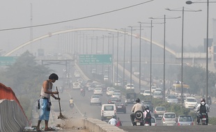Illustration de la pollution à New Dehli, capitale affichant le plus fort taux de pollution aux particules fines.