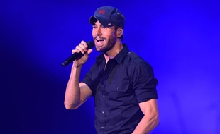 Le chanteur Enrique Iglesias