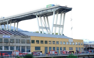 Le pont Morandi s'est effondré mardi 14 août 2018, avec une rupture nette de sa structure.