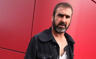Eric Cantona à Valenciennes le 22 septembre 2011.
