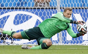 Le gardien allemand Neuer à Belo Horizonte le 8 juillet 2014.