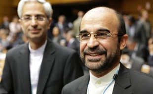 Le chef de l'AIEA a tendu la main lundi à la nouvelle équipe au pouvoir à Téhéran l'invitant à un travail constructif, tout en qualifiant "d'urgent et d'essentiel" la levée par l'Iran des inquiétudes sur son programme nucléaire.