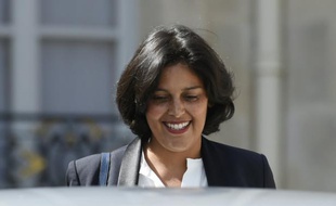 La nouvelle ministre du Travail Myriam El Khomri à l'issue du conseil des ministres le 2 février 2015 à l'Elysée à Paris