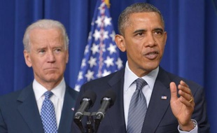 Le président des Etats-Unis Barack Obama devait signer mercredi 23 mesures réglementaires destinées à lutter contre la violence due aux armes, et a appelé le Congrès à interdire les armes d'assaut et les chargeurs de plus de dix balles, un mois après le massacre de Newtown.