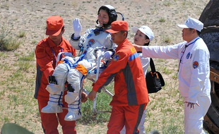 Liu Yang, première astronaute chinoise dans l'espace, 29 juin 2012, illustration.