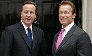 Arnold Schwarzenegger et David Cameron s'éclatent sur Snapchat