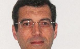 Photo fournie le 23 avril 2011 de Xavier Dupont de Ligonnès, le principal suspect du quintuple assassinat commis le 21 avril 2011 à Nantes