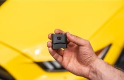Tout ce dont votre voiture a besoin dans un seul appareil, l'OBDeleven 3