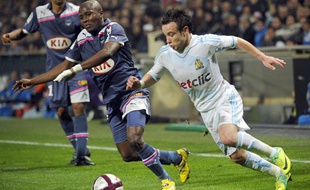 Le Marseillais mathieu Valbuena (à droite), le 10 décembre 2011, au stade vélodrome, contre Bordeaux.