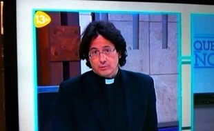 Capture d'un tweet qui montre une image de la télé espagnole où les internautes ont cru remarquer le sosie de François Hollande, le 21 juin 2013.