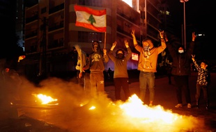 Des manifestants à Beyrouth, le 16 janvier 2020.