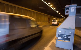 Un radar automatique sur une route belge. Comme l'Espagne, la Belgique a signé un accord bilatéral avec la France pour l'échange de données sur les automobilistes flashés par les radars automatique