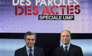 L'émission "Des Paroles et des Actes" sur France 2, qui réunissait François Fillon et Jean-François Copé jeudi soir, a rassemblé 2,333 millions de téléspectateurs, loin des 5,9 millions atteint par le dernier débat de la primaire socialiste en octobre 2011, selon Médiamétrie.