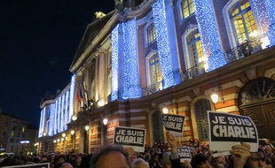 Toulouse, le 7 janvier 2015. Plus de 8500 Toulousains réunis sur la place du Capitole.