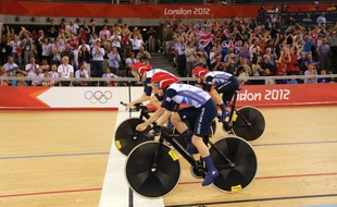 Les poursuiteuses de l'équipe britannique de cyclisme sur piste, lors de l'épreuve des Jeux olympiques de Londres, le 4 août 2012.