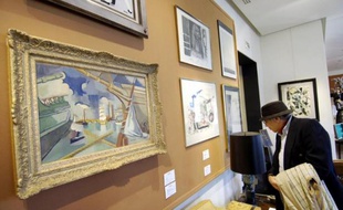 Jusqu'ici leader, le marché chinois des ventes aux enchères publiques d'art et d'objets de collection s'est effondré en 2012 avec un recul inattendu de 22% par rapport à 2011 alors que les ventes dans le monde ont reculé de 5,9%