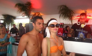 A Nikki Beach, vendredi 15 mai 2009, vers 14h.