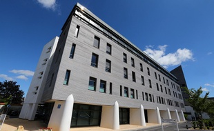 L'hôpital Sébastopol à Reims, où est hospitalisé Vincent Lambert depuis septembre 2008.