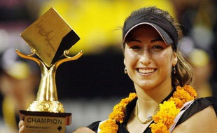 La joueuse de tennis française Aravane Rezaï, victorieuse du Masters de Bali, en Indonésie, le 8 novembre 2009.