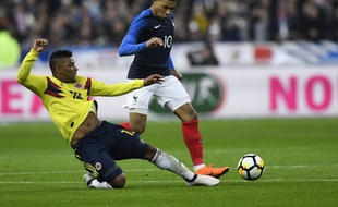 Kylian Mbappé n'a pas réussi à prendre le dessus sur la défense colombienne.