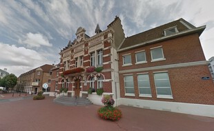 La mairie de Grand-Fort-Philippe, dans le Nord.