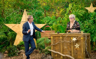 Christophe Dechavanne et Laurence Boccolini sur le tournage de «Je suis une célébrité, sortez moi de là», l'émission qu'ils coaniment.
