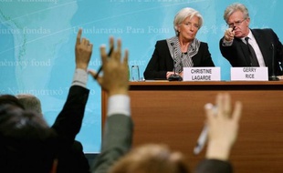 Le FMI a conseillé jeudi à l'Italie de mettre l'accent sur une baisse des dépenses publiques et des impôts afin que la réduction des déficits soit plus "favorable à la croissance", à l'heure où le pays critique les méfaits de l'austérité.