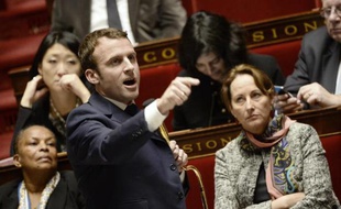 Le ministre des Finances Emmanuel Macron le 27 janvier 2015 à l'Assemblée nationale à Paris