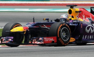 L'Allemand Sebastian Vettel (Red Bull), triple champion du monde en titre, a signé le meilleur temps de la 3e et dernière séance d'essais libres du Grand Prix de Malaisie de Formule 1, samedi sur le circuit de Sepang, près de Kuala Lumpur.