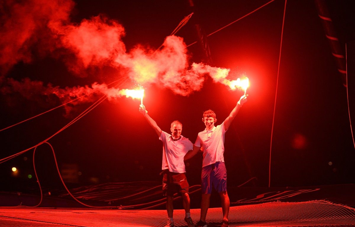 Transat Café L'Or : Tom Laperche et Franck Cammas passent la ligne en vainqueurs à Fort-de-France