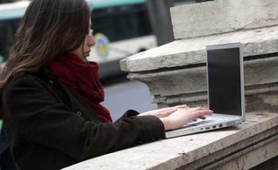 Les réseaux wi-fi explose en nombre. Les hotspots, wi-fi non sécurisé, pulullent...