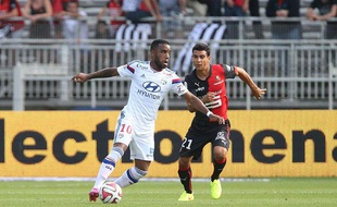 Alexandre Lacazette face à Rennes, le 10 août 2014