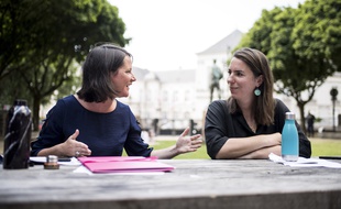 Johanna Rolland et Julie Laernoes ont officialisé la fusion de leurs listes, ce mardi après-midi à Nantes