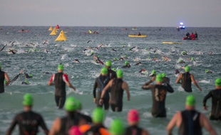 Le départ de l'Ironman Florida en 2017.