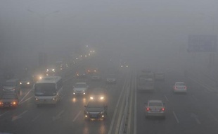 La Chine étudie la possibilité de mettre en place une taxe carbone pour réduire l'utilisation d'énergies polluantes, a déclaré mercredi à Washington l'un des principaux négociateurs chinois dans ces questions, Su Wei.